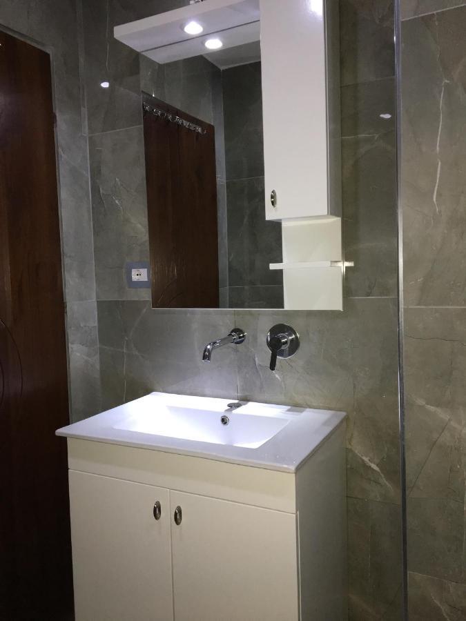 Kreshnik Apartments Ksamil Buitenkant foto