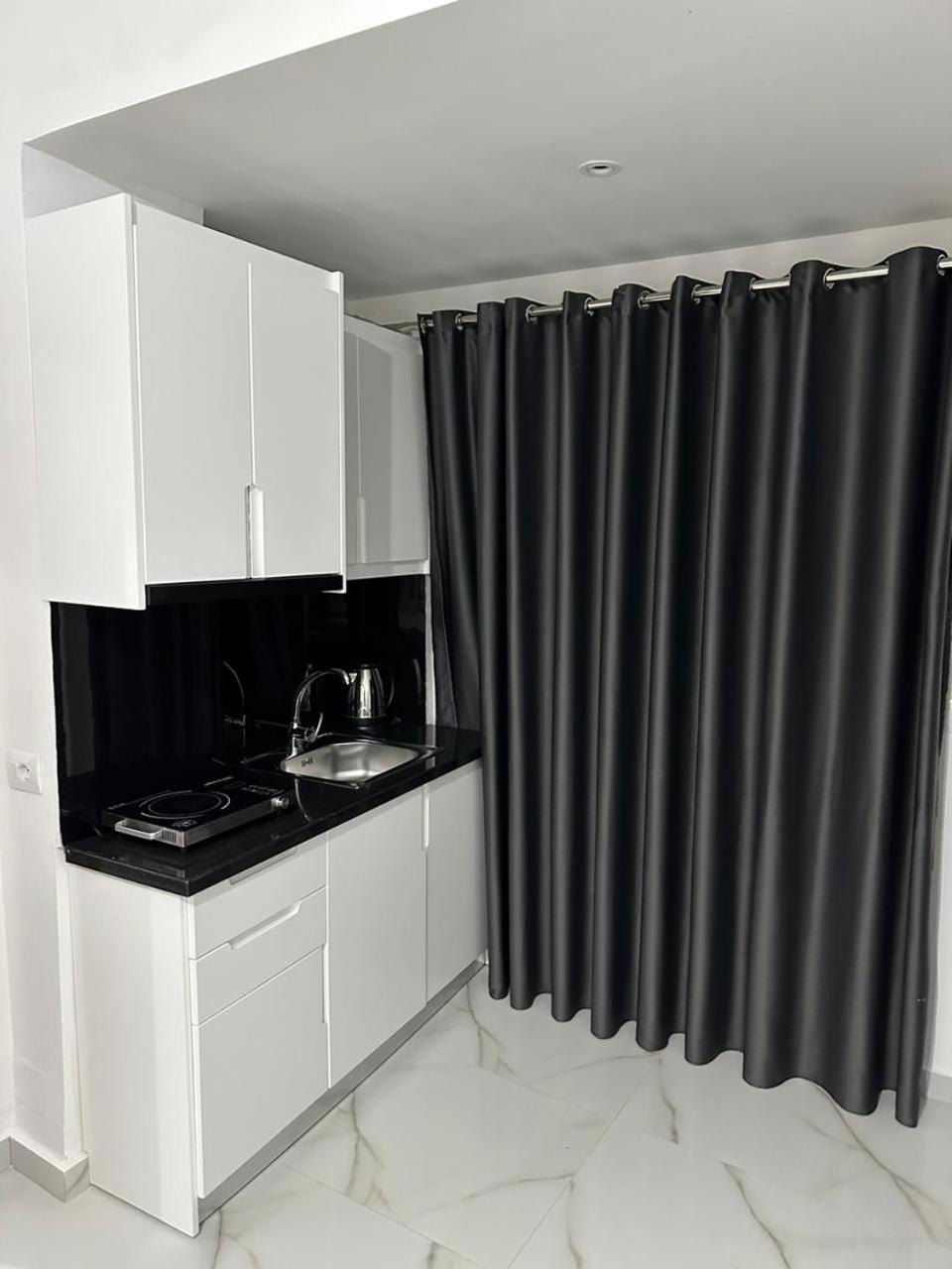 Kreshnik Apartments Ksamil Buitenkant foto